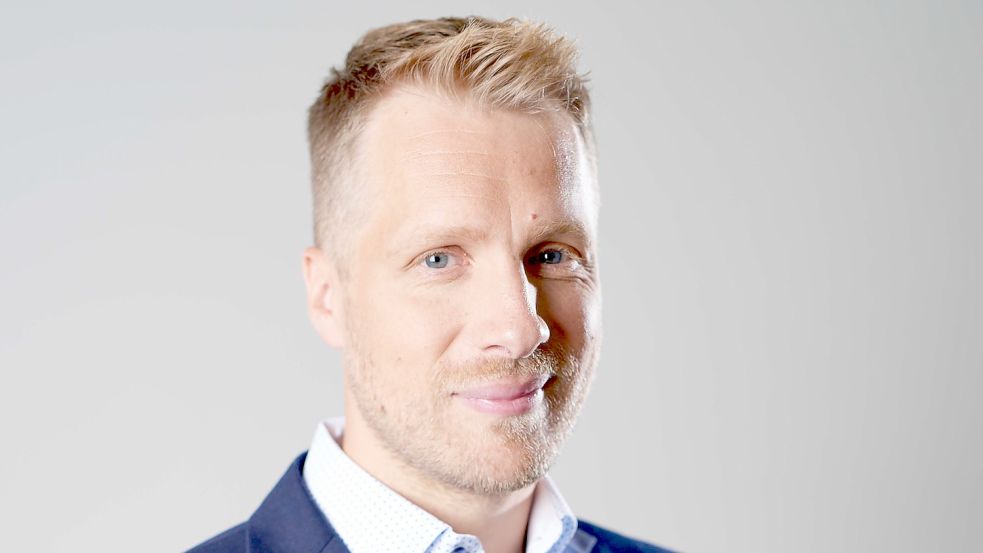 Oliver Pocher präsentiert in Aurich seine Show „Gefährlich ehrlich“. Foto: Calo Ballaera