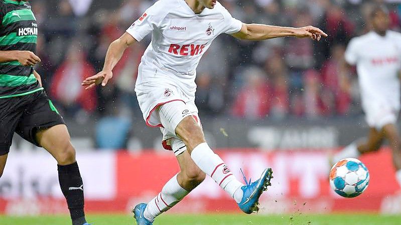 War mit zwei Treffern Matchwinner beim Kölner Sieg gegen Fürth: Ellyes Skhiri. Foto: Marius Becker/dpa