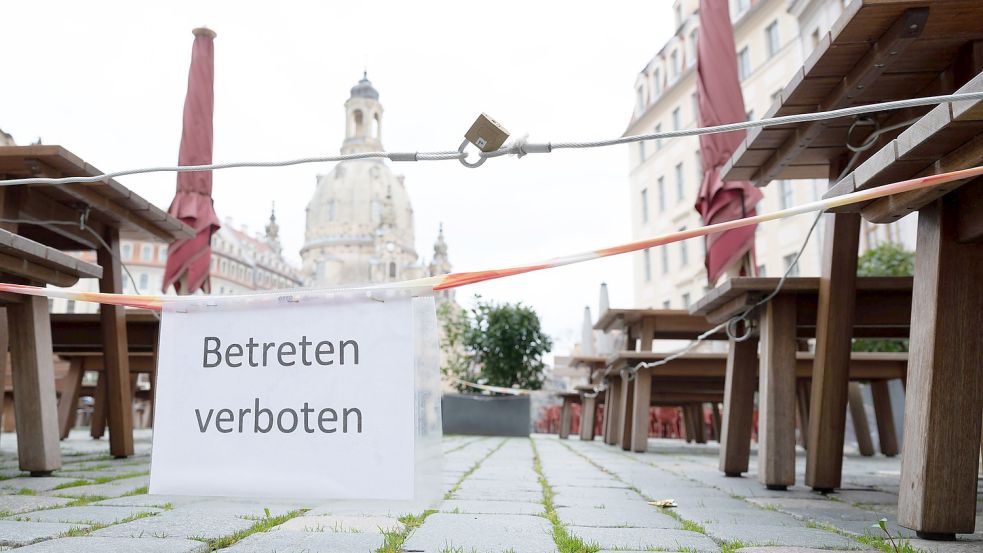 Wegen des Lockdowns blieben Gastronomiebetriebe geschlossen – und bekamen Coronahilfen. Die Daten sind nun teilweise veröffentlicht worden (Symbolbild). Foto: dpa/Sebastian Kahnert
