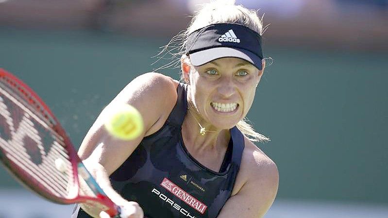 Kerber zieht beim Tennis-Turnier in Indian Wells nach einem 6:2, 1:6 und 6:4 gegen Darja Kasstkina ins Achtelfinale . Foto: Mark J. Terrill/AP/dpa