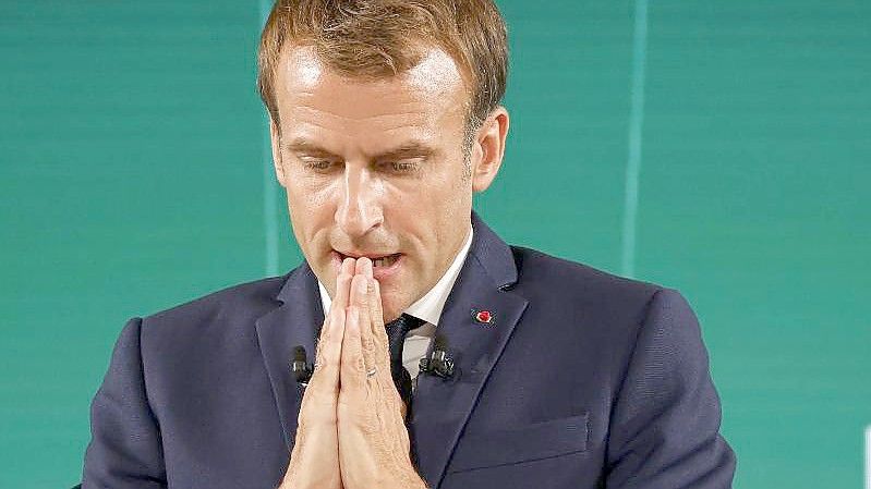 „Die Verbrechen, die in dieser Nacht (...) begangen wurden, sind für die Republik unverzeihlich“: Emmanuel Macron. Foto: Ludovic Marin/AFP/AP/dpa