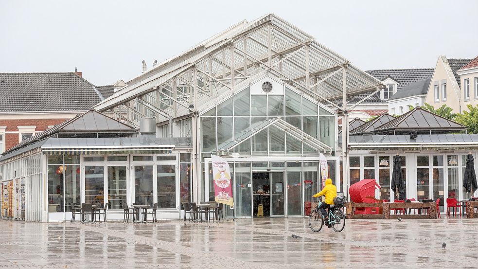 Seit Jahren wird über die Zukunft der Auricher Markthalle diskutiert. Archivfoto: Romuald Banik