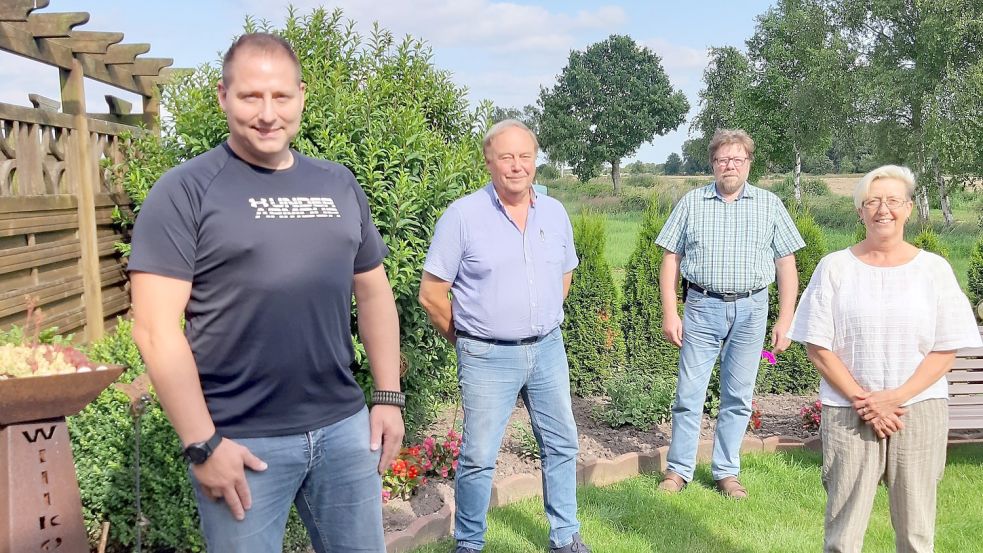 Die Mitglieder der Großefehntjer Bürgerliste Sven Ludewig (von links) Harm Erdwiens, Hans Freese und Antje Buss sehen sich bei der Verteilung von Ausschusssitzen im Nachteil. CDU und SPD würden von der neuen Berechnungsform profitieren. Foto: Ann-Kathrin Stapf