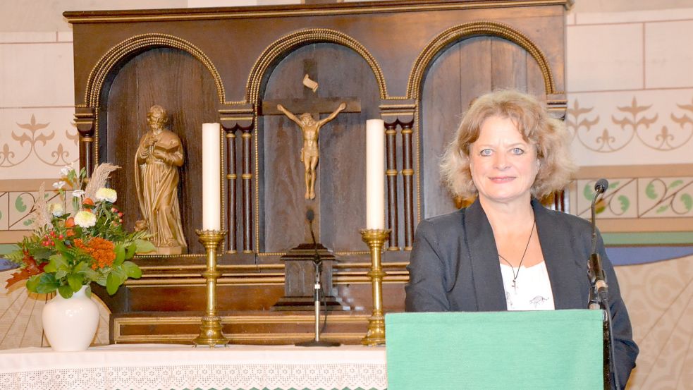 Pastorin Katharina Herresthal wechselt nach knapp zwei Jahren die Gemeinde. Foto: Franziska Otto