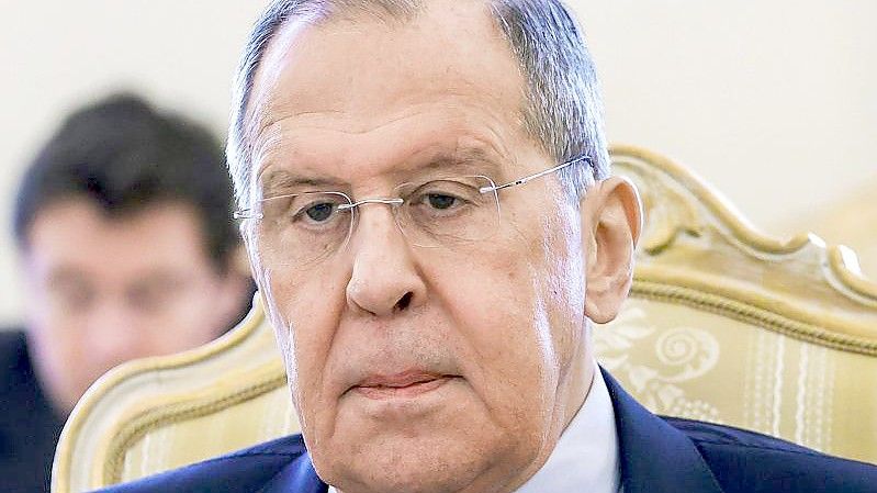 Der russische Außenminister Sergej Lawrow sprach bei einer Konferenz in Moskau mit den Taliban. Foto: Uncredited/RussianForeign Ministry Press Service/AP/dpa