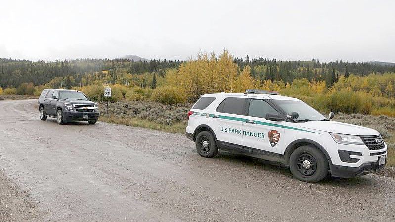 Ein Fahrzeug der U.S. Park Ranger östlich des Grand-Teton-Nationalparks, wo die Leiche von Gabby Petito gefunden wurde. Foto: Amber Baesler/AP/dpa