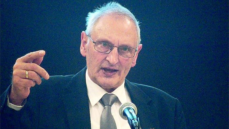 Ein seltenes Bild: Im Juli meldete sich Friedrich Süßen im Gemeinderat zu Wort. Zum Ende seiner Amtszeit hatte er den Südbrookmerlandern nichts mehr zu sagen. Archivfoto: Holger Janssen