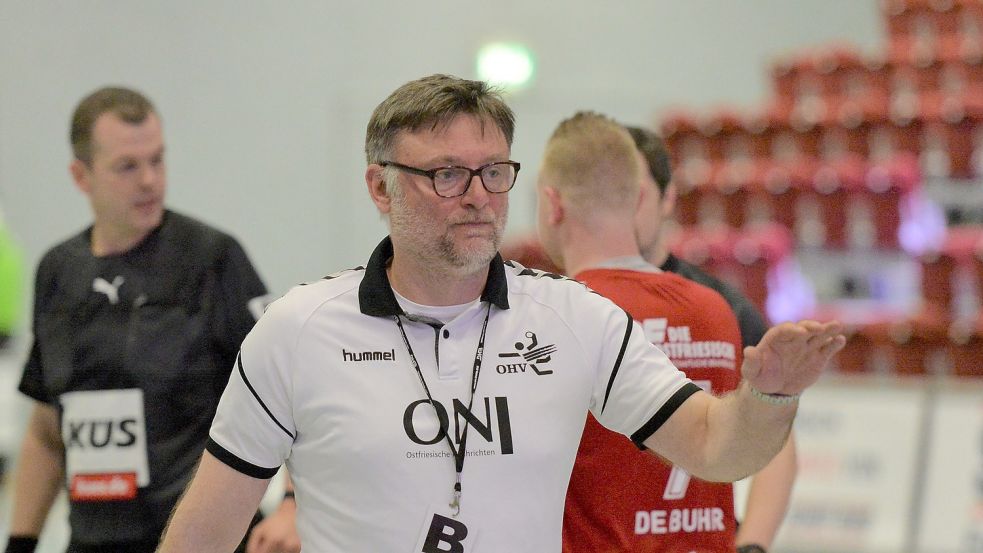 OHV-Trainer Arek Blacha war enttäuscht von der Leistung seiner Mannschaft im Spiel bei der TSG Altenhagen-Heepen Bielefeld.Archivfoto: Bernd Wolfenberg