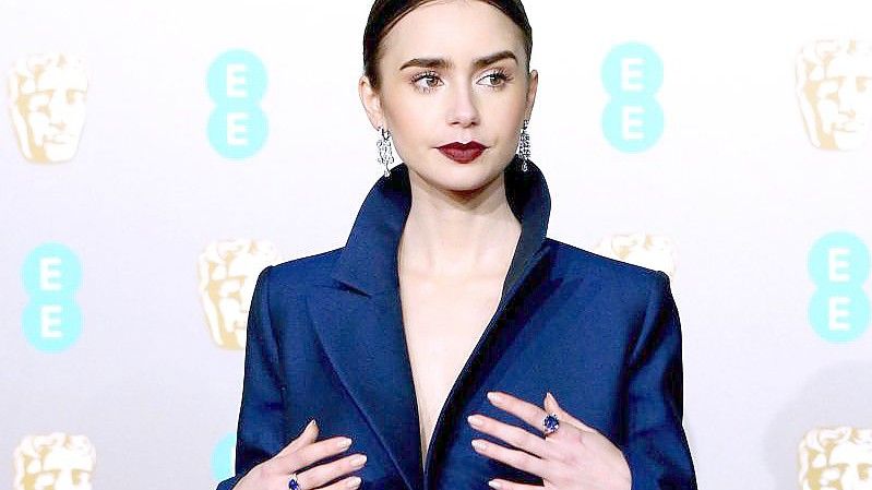 Schauspielerin Lily Collins bei der 72. BAFTA Preisverleihung in der Royal Albert Hall. Foto: Jonathan Brady/PA Wire/dpa