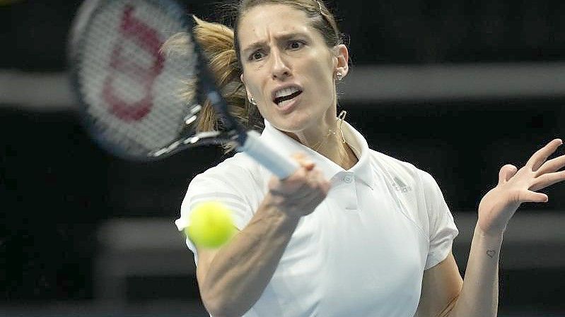 Andrea Petkovic verlor auch ihr zweites Einzel in Prag. Foto: Petr David Josek/AP/dpa