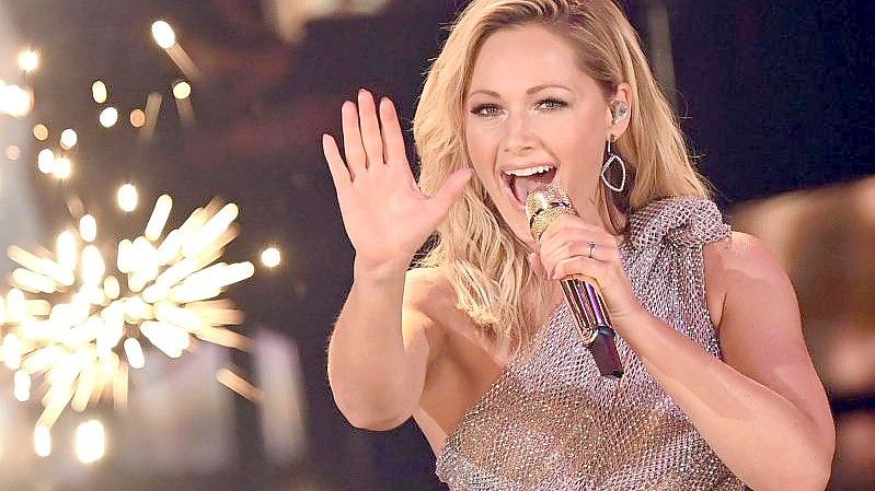 Sängerin Helene Fischer bei der TV-Spendengala "Ein Herz für Kinder". Foto: Britta Pedersen/dpa-Zentralbild/dpa