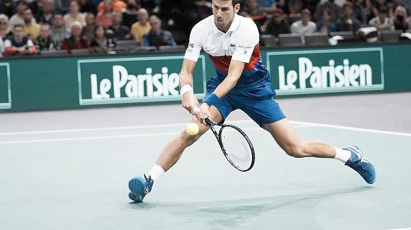 Novak Djokovic wird die Tennis-Saison zum siebten Mal als Nummer eins beenden. Foto: Thibault Camus/AP/dpa