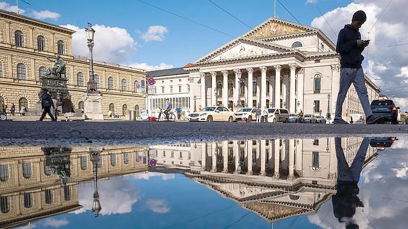 Die bayerische Staatsoper. Foto: Peter Kneffel/dpa