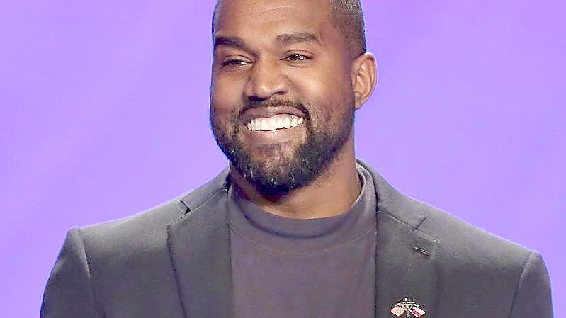 US-Rapper Kanye West will das Kriegsbeil begraben. Foto: Michael Wyke/FR33763 AP/dpa