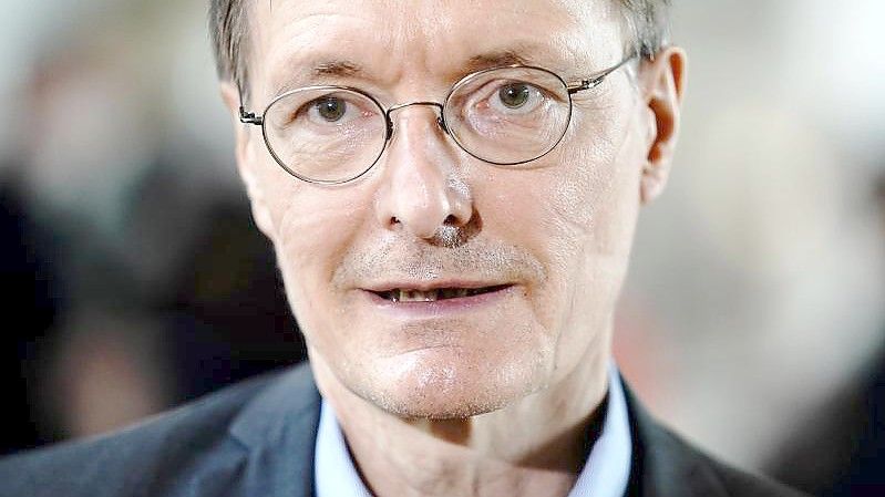 SPD-Gesundheitsexperte Karl Lauterbach. (Archivbild). Foto: Kay Nietfeld/dpa
