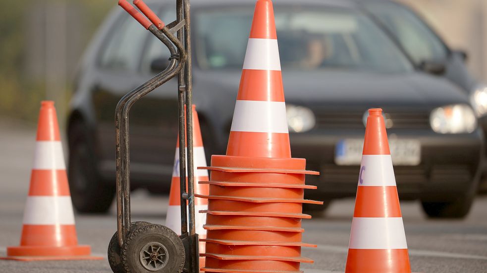 Die Extumer Brückenstraße in Aurich wird ab Montag gesperrt. Foto: DPA