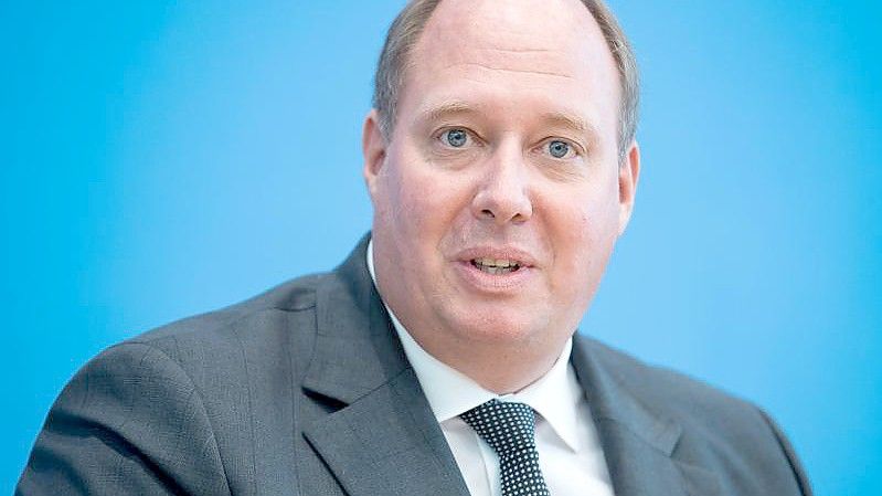 Will die Nachfolge von Armin Laschet als CDU-Parteichef antreten: Helge Braun. Foto: Bernd von Jutrczenka/dpa