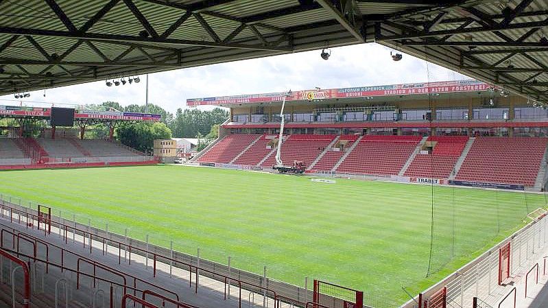 Union Berlin empfängt Hertha BSC am Samstag zum Derby - möglicherweise vor vollem Haus. Foto: picture alliance / dpa