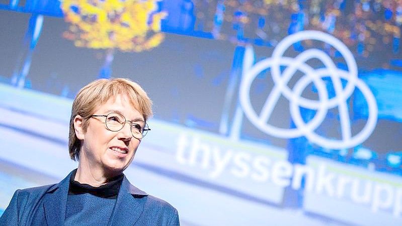 Martina Merz, Vorstandsvorsitzende von Thyssenkrupp, kommt zur Bilanzpressekonferenz des Konzerns. Foto: Rolf Vennenbernd/dpa