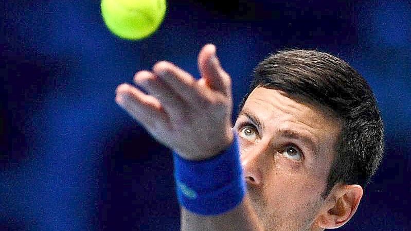 Gegen Novak Djokovic hilft nach Ansicht von Alexander Zverevs Bruder nur „anti-perfektes“ Tennis. Foto: Marco Alpozzi/LaPresse via ZUMA Press/dpa