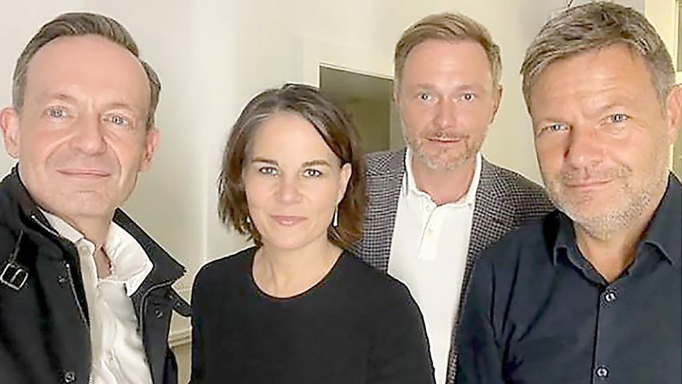 Das Bild, mit dem alles begann: Volker Wissing, Annalena Baerbock, Christian Linder und Robert Habeck teilen ihre skeptische Fröhlichkeit auf Instagram. Foto: dpa