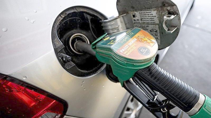 Tanken ist teuer. Foto: Fabian Sommer/dpa