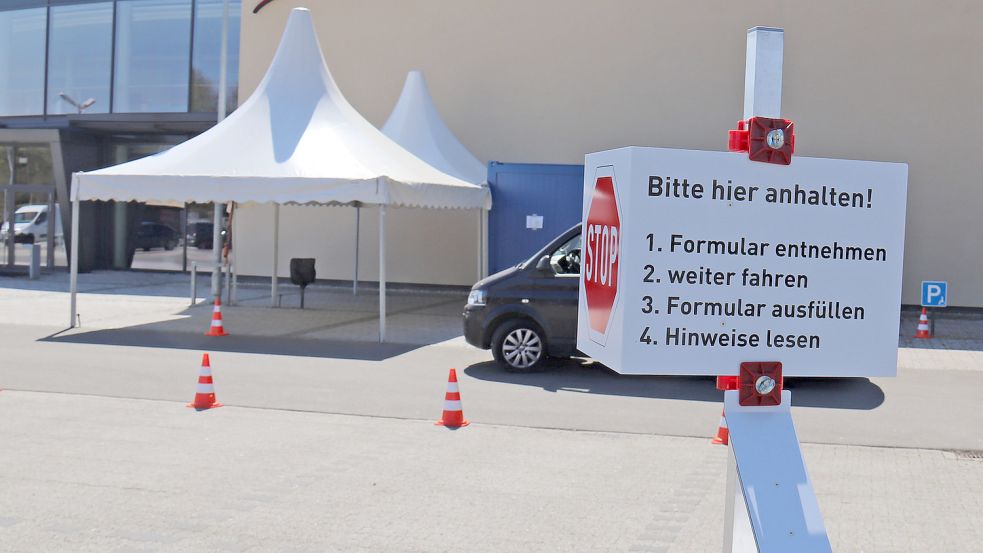 Im Frühjahr und Sommer gab es den Drive-in am Auricher Kino schon. Nun hat er erneut eröffnet. Archivfoto: Heino Hermanns