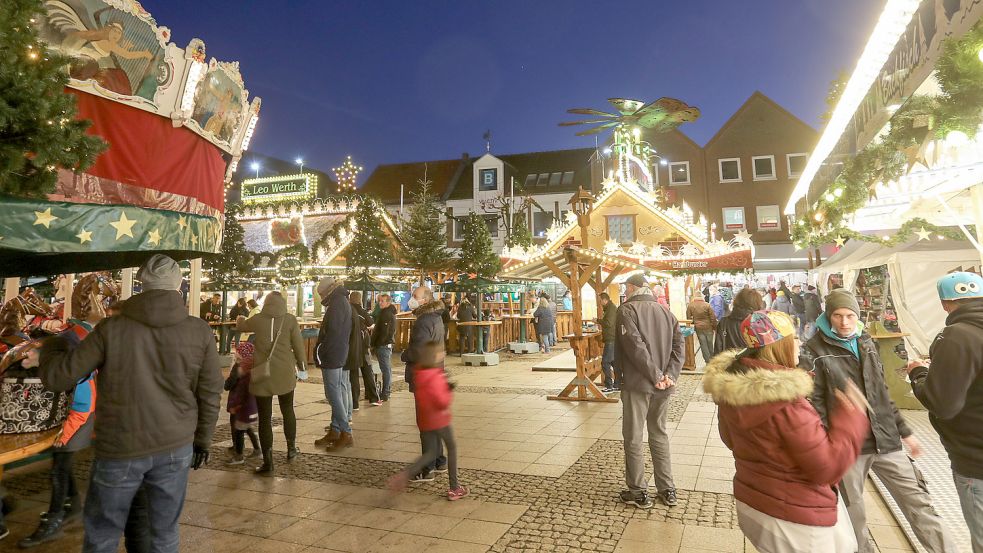 Der Weihnachtszauber wird auch bei einer möglichen Testpflicht nicht geschlossen. Foto: Romuald Banik