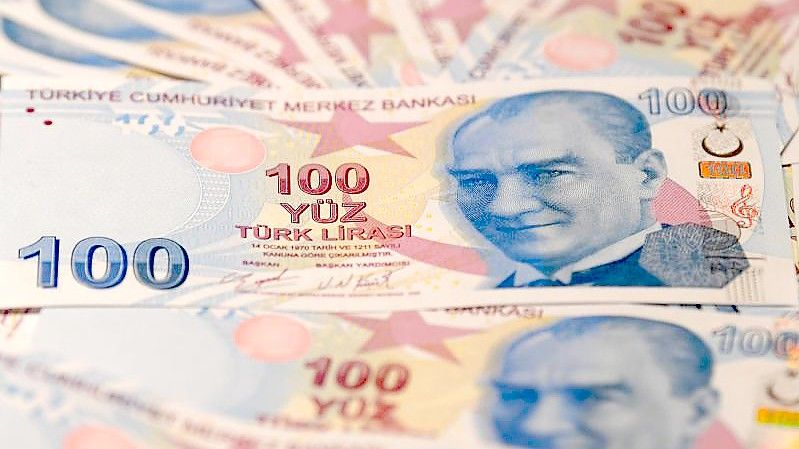 Die türkische Lira bricht nach Erdogan-Äußerungen weiter ein. Foto: Sadat/XinHua/dpa
