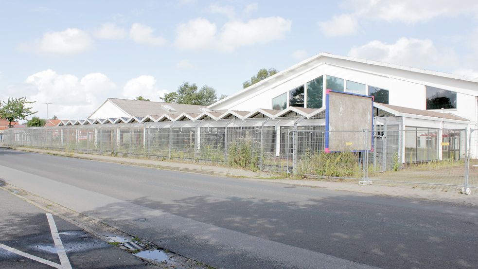 An der Stelle des leer stehenden Toom-Marktes soll der neue Edeka-Markt gebaut werden. Archivfoto: Karin Böhmer