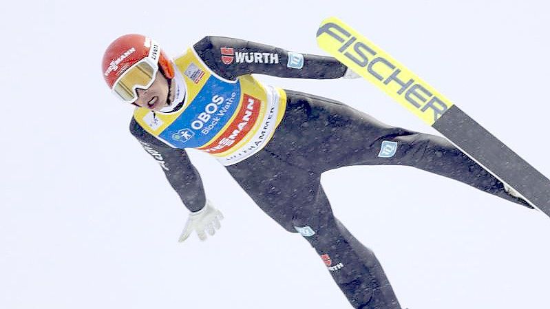 Belegte mit Deutschlands Kombinieren Platz zwei in Lillehammer: Erik Frenzel. Foto: Geir Olsen/NTB/AP/dpa