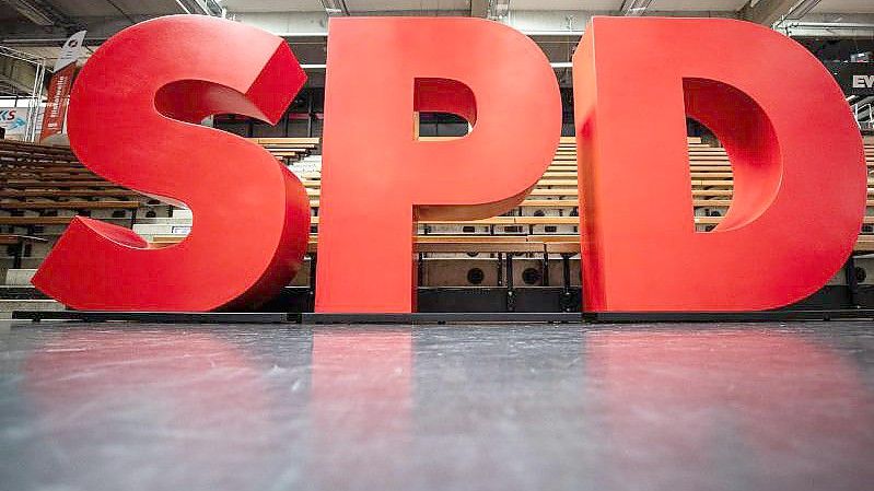 Der designierte Kanzler Olaf Scholz spricht beim SPD-Parteitag im Willy-Brandt-Haus. Foto: Michael Kappeler/dpa