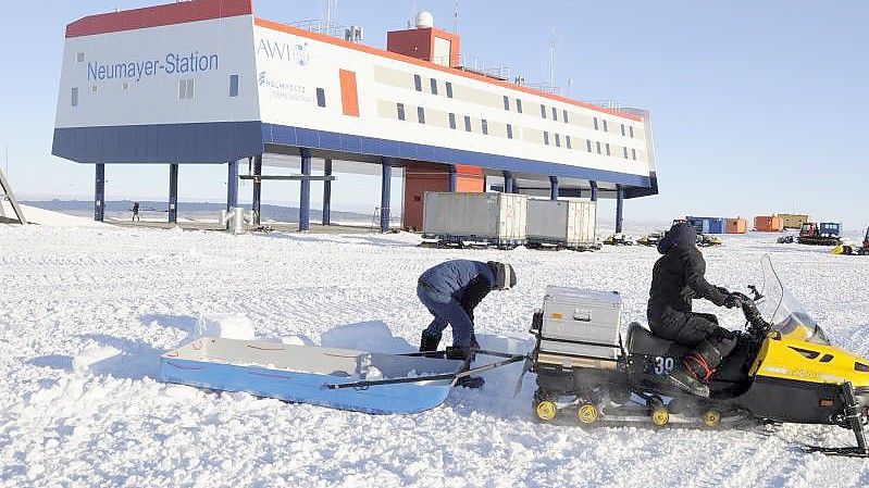 Im DLR-Gewächshaus in der Nähe der Forschungsstation wird seit 2018 gegärtnert. Foto: Hans-Christian Wöste/dpa/Archivbild