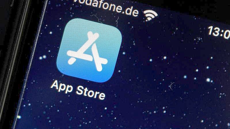 Apple erlaubt den Kauf digitaler Güter - etwa virtuelle Artikel in Spiele-Apps - grundsätzlich über die hauseigene Bezahlplattform. Foto: Fabian Sommer/dpa