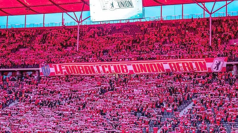 Der 1. FC Union Berlin braucht einen Sieg im Olympiastadion. Foto: Andreas Gora/dpa