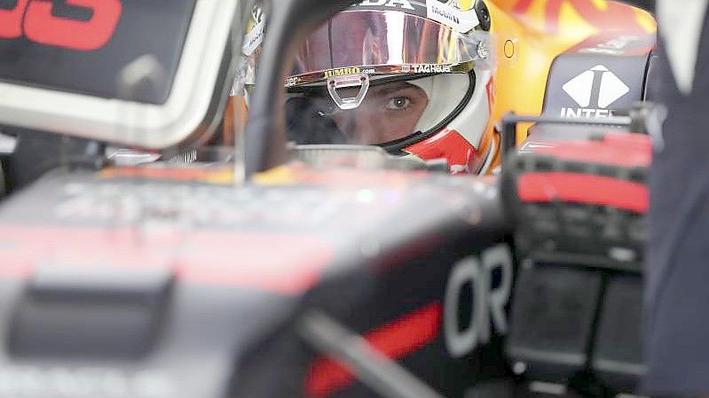 Max Verstappen legte die Bestzeit vor. Foto: Kamran Jebreili/AP/dpa