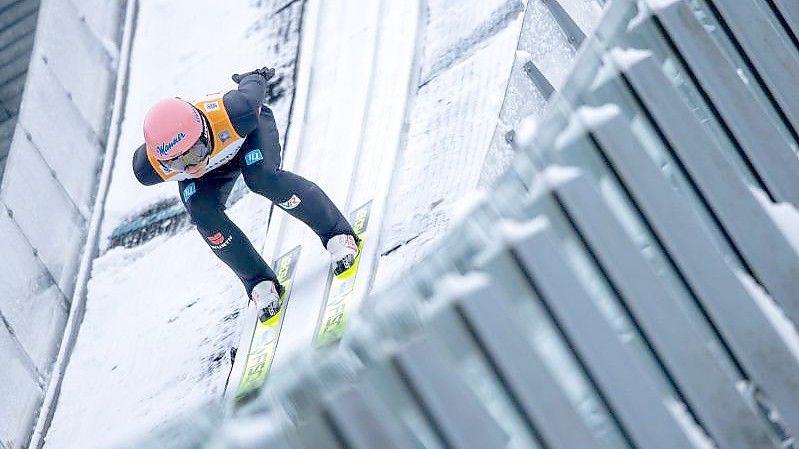 Haderte mit seiner Leistung: Skispringer Karl Geiger. Foto: Hendrik Schmidt/dpa-Zentralbild/dpa