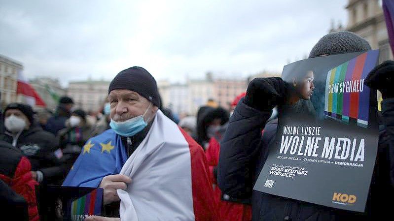 Protestteilnehmer in Krakau. Foto: Lukasz Gagulski/PAP/dpa