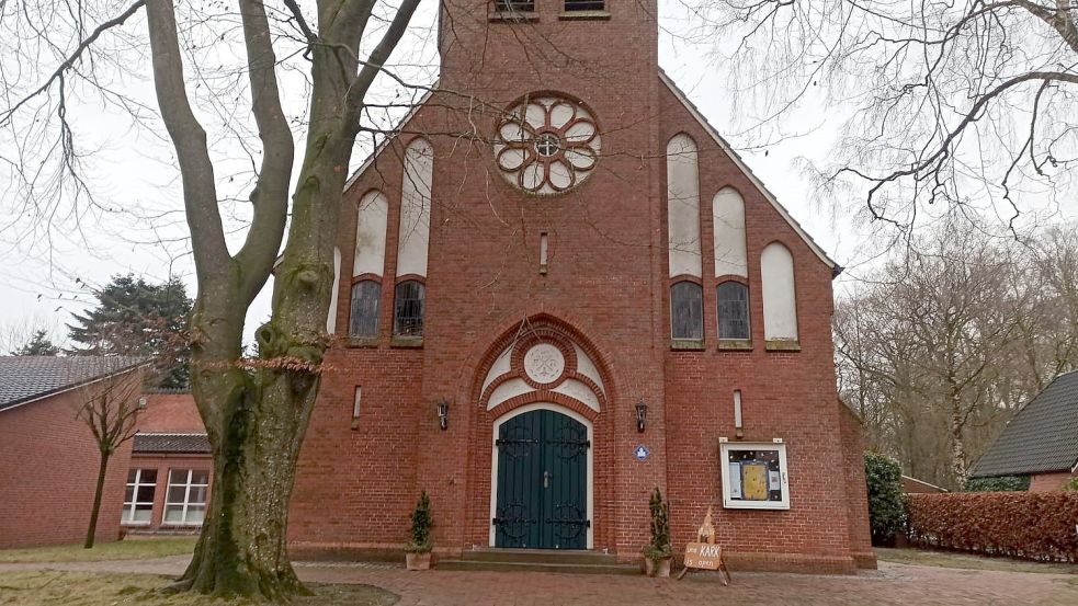 Zurzeit ohne Pastor: Die Kirche in Ihlowerfehn. Foto: Imke Cirksena