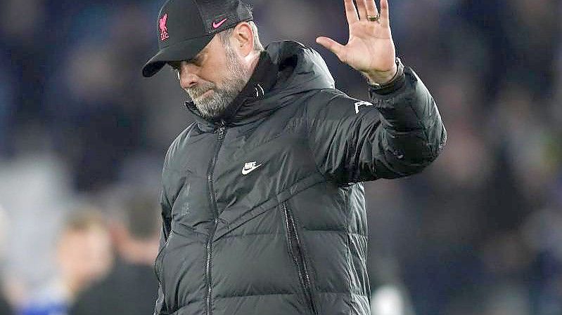 Der FC Liverpool um Coach Jürgen Klopp hat mit der Corona-Pandemie zu kämpfen. Foto: Nick Potts/PA Wire/dpa