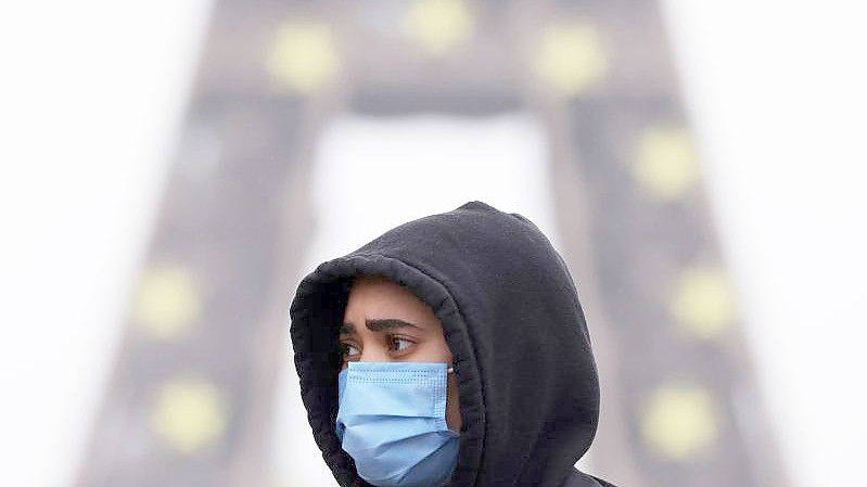 Nachbarland Frankreich lockert die Quarantäne-Fristen für vollständig Geimpfte. Foto: Gao Jing/XinHua/dpa