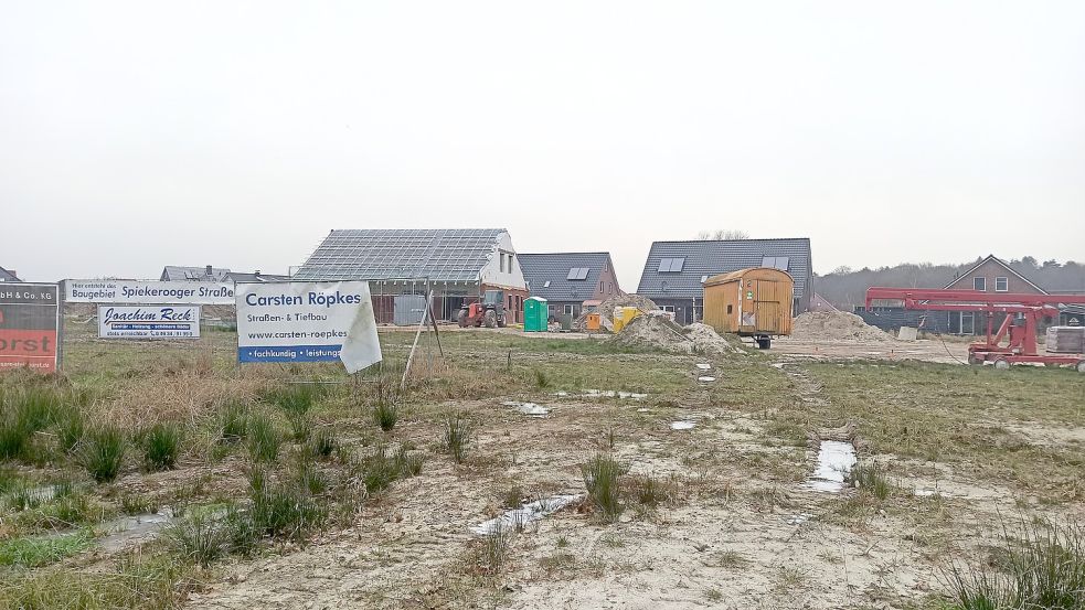 In mehreren Ihlower Ortschaften wird derzeit gebaut – wie hier in Ihlowerfehn, wo das Baugebiet „Spiekerooger Straße“ entsteht. Foto: Imke Cirksena