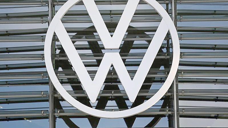 Die Chipkrise macht Volkswagen schwer zu schaffen. Foto: Swen Pförtner/dpa