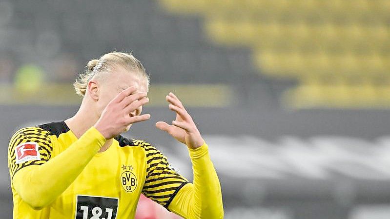 Kritik statt Jubel: Ausnahmestürmer Erling Haaland findet harte Worte gegen den BVB. Foto: David Inderlied/dpa