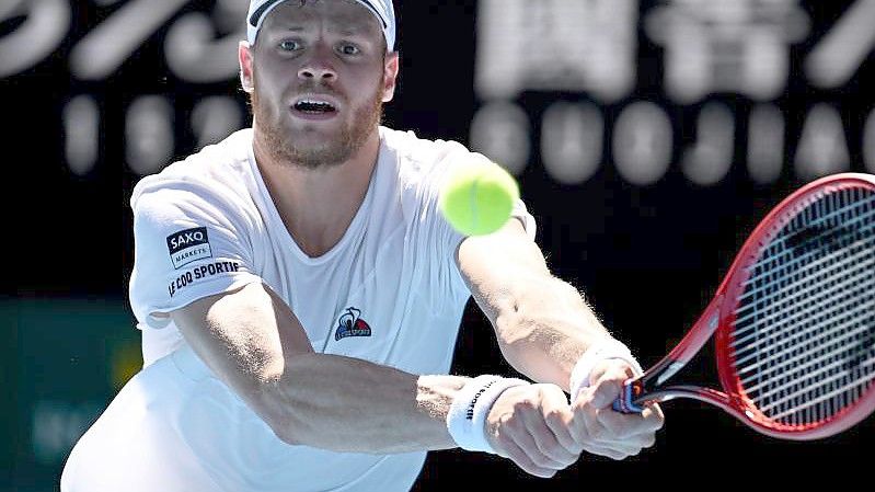 Yannick Hanfmann wehrte sich wacker, aber schied gegen Rafael Nadal aus. Foto: Dean Lewins/AAP/dpa