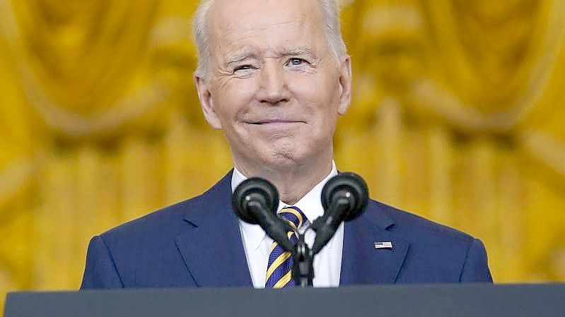 US-Präsident Joe Biden spricht während einer Pressekonferenz im East Room des Weißen Hauses. Foto: Susan Walsh/AP/dpa