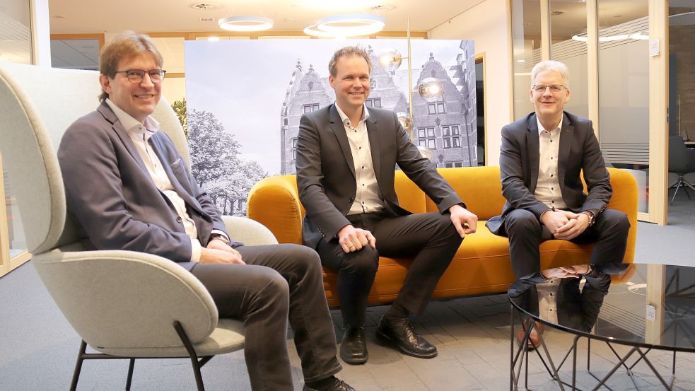 Johann Kramer (von links), André Kasten und Mario Baumert bilden den Vorstand der RVB Aurich. Foto: Heino Hermanns