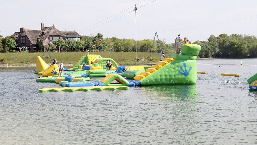 Der Aquapark soll in diesem Jahr etwas anders aufgebaut werden. Archivfoto: Heino Hermanns