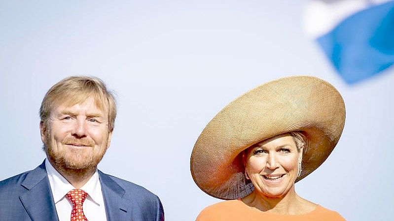 König Willem-Alexander (l) und Königin Máxima feiern 20. Hochzeitstag. Foto: Koen Van Weel/ANP/dpa