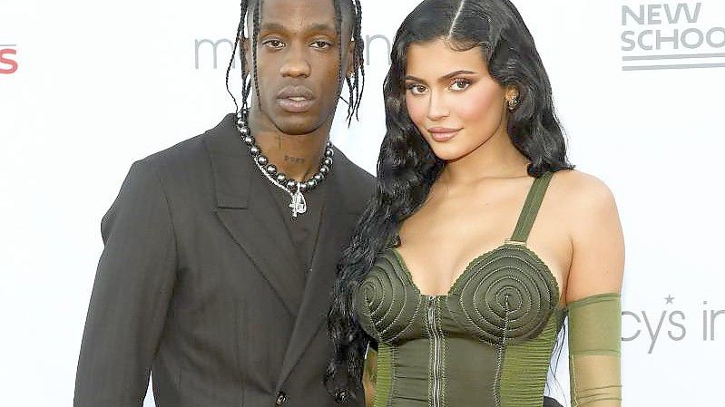 Travis Scott und Kylie Jenner freuen sich über Nachwuchs. Foto: Andy Kropa/Invision via AP/dpa